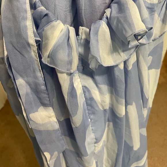 Abercrombie & Fitch Blue and White Maxi Dress - Picture 2 of 6